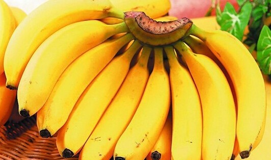 CAN DIABETICS EAT BANANAS